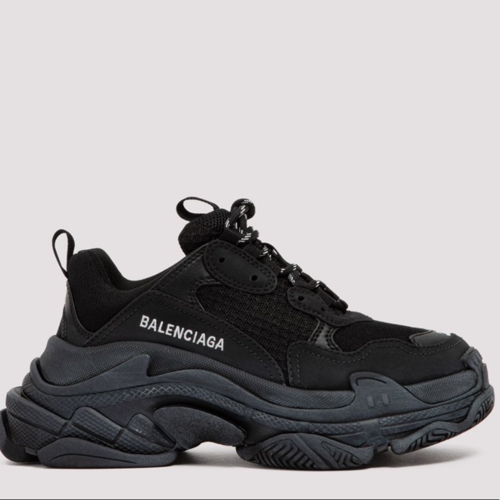 Balenciagas triple sole black (m8 w10)